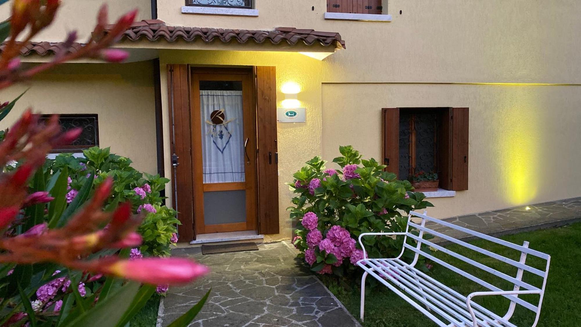 B&B Relief Possagno Exterior foto